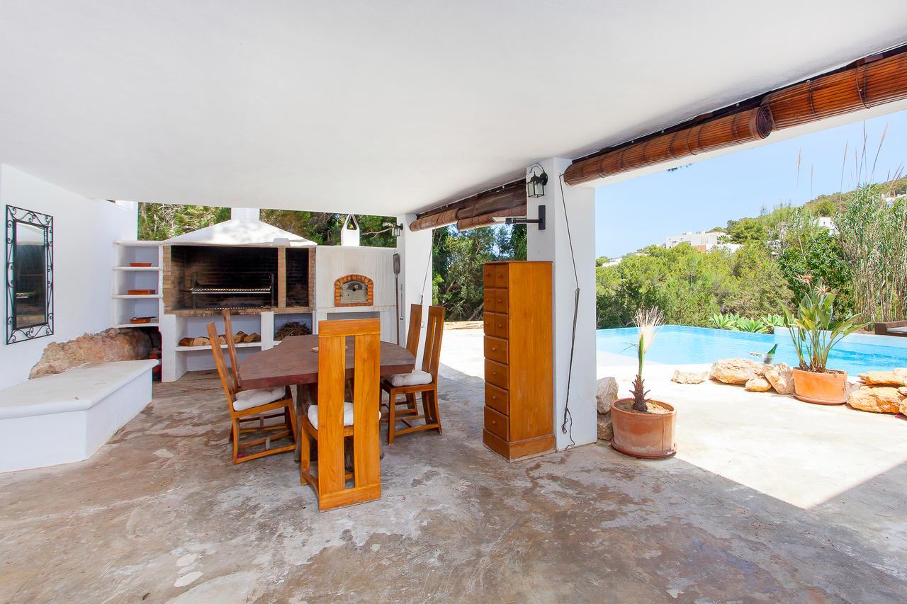 Haveli House Ibizan Rustic House Casa di campagna Cala Vadella (Ibiza)